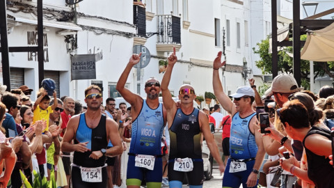 XXIX Triatl&oacute;n "Villa de Rota". Galer&iacute;a de fotos II (entradas en meta)