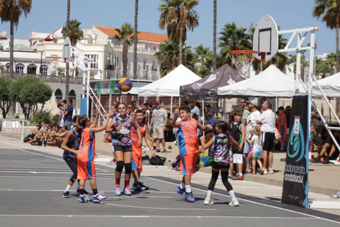 El III Streetball "Villa de Rota" se salda con &eacute;xito de participaci&oacute;n con m&aacute;s de 150 inscritos