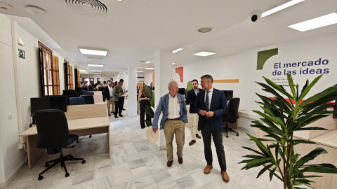 Inaugurada en el Mercado Central "La plaza" Rota Tourist Hub, donde tecnolog&iacute;a, talento y tradici&oacute;n se dan la mano