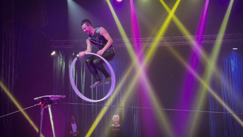 El Circo Coliseo llega a Rota con "El Gran Circo de las K-Pop", con grandes atracciones de circo, acrobacias y n&uacute;meros de riesgo
