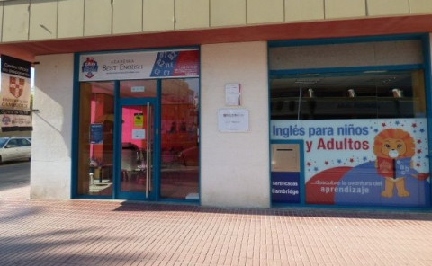 ¿Quieres aprender inglés de forma efectiva? Best English ofrece cursos especiales para adultos