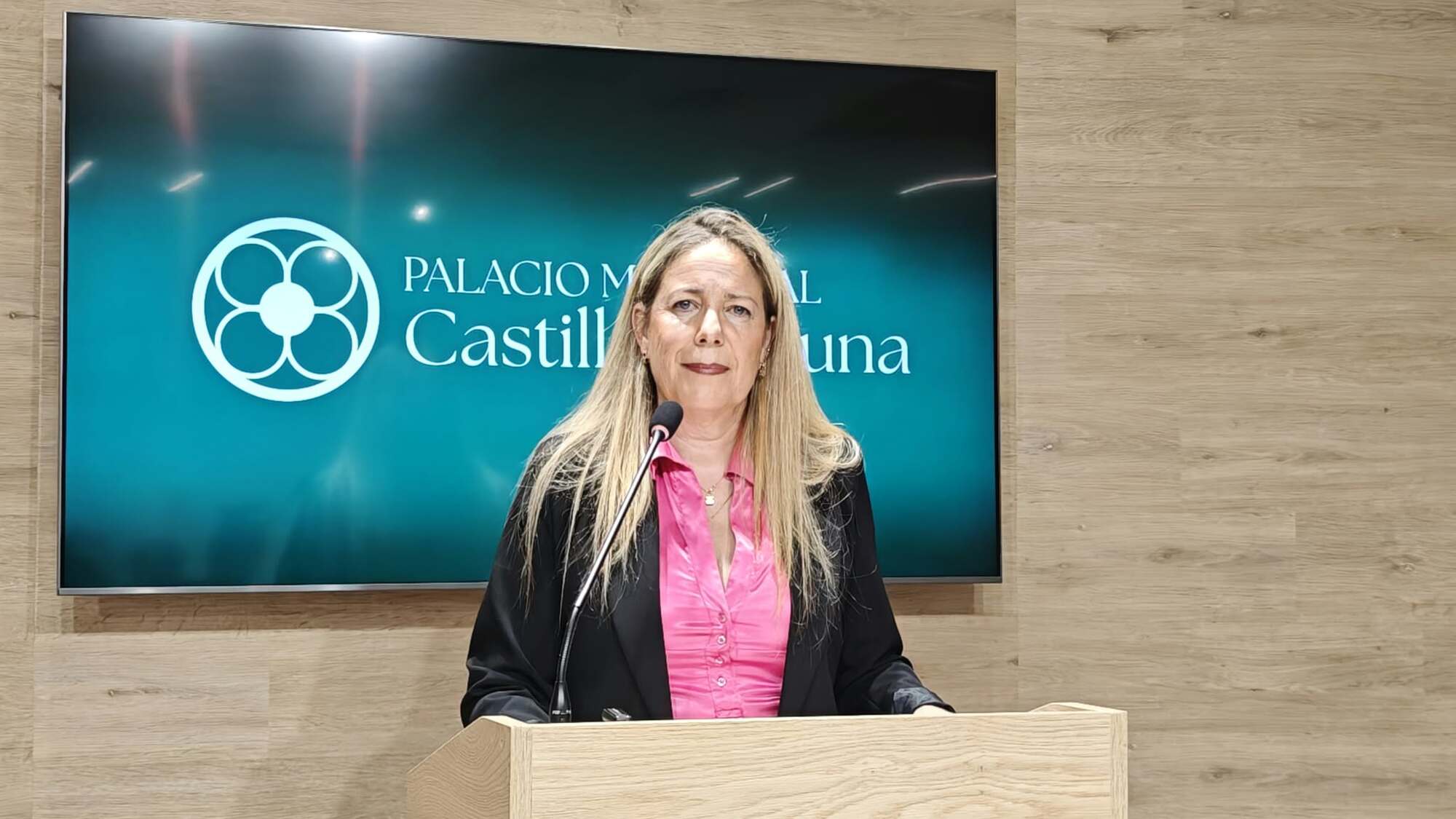 La delegada de Hacienda contesta al PP: desmiente la subida de impuestos y anuncia la aprobaci&oacute;n inminente de las ayudas de 500.000 euros