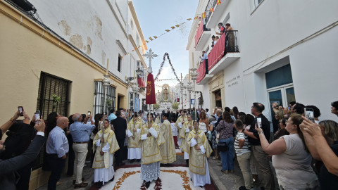 Las calles se llenaron para ver a la patrona de Rota, 75 a&ntilde;os de alcaldesa honoraria de la Villa