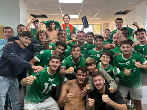 El Rota vence por 3-2 al Chiclana CF "B" en la octava jornada y se sit&uacute;a l&iacute;der provisional