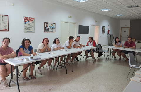 Los chicos del taller de autonom&iacute;a de APDIR participaron en el taller de Ademur sobre el botiqu&iacute;n natural