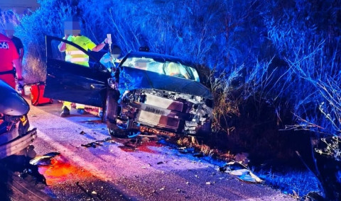Tres heridos en un accidente de tr&aacute;fico en la A-491, a la altura de Las Marismas