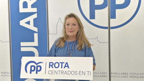 El PP arremete contra el Gobierno por la "Ley de Nietos" y se&ntilde;ala al alcalde de Rota por su apoyo "a esta tropel&iacute;a"