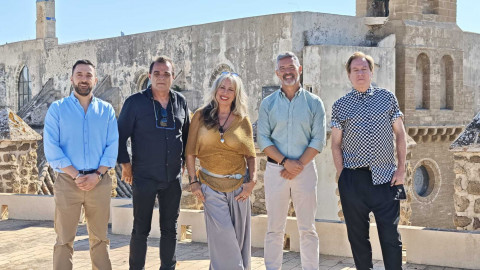 Miriam D&iacute;az Aroca estrena en Rota este viernes, "Las cunetas de la gloria", de Santiago Escalante