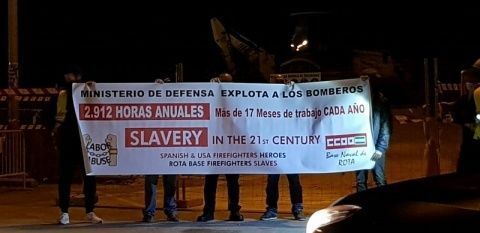 Pancarta reivindicativa del colectivo