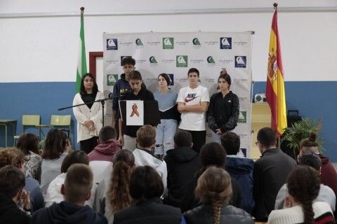 Alumnos han dado lectura a un manifiesto