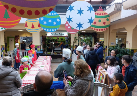 Celebrado en el Mercado Norte un dulce taller infantil de Navidad
